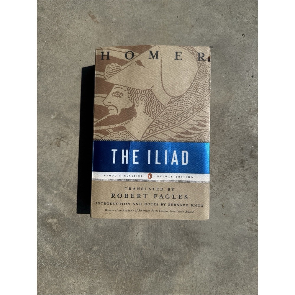 The Iliad: (Penguin Classics Deluxe Edition) by Homer (Paperback)